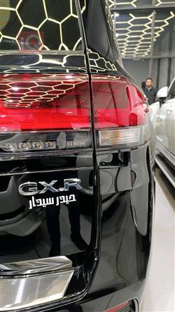 تۆیۆتا لاند کروزەر